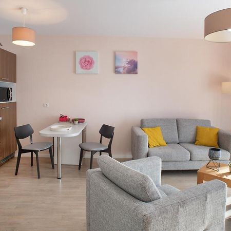 Aparthotel Domitys Les Sables D'Or Villeneuve-le-Roi Exterior foto
